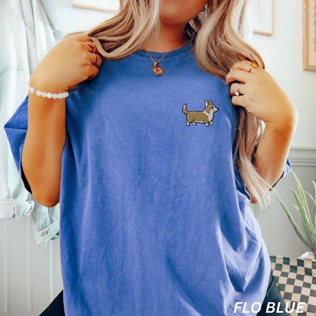 Comfort Colors 1717 T-shirt in Flo Blue with a small embroidered corgi on the left chest