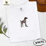 White Comfort Colors T-shirt embroidered with a standing liver and white German shorthaired pointer in a tan collar